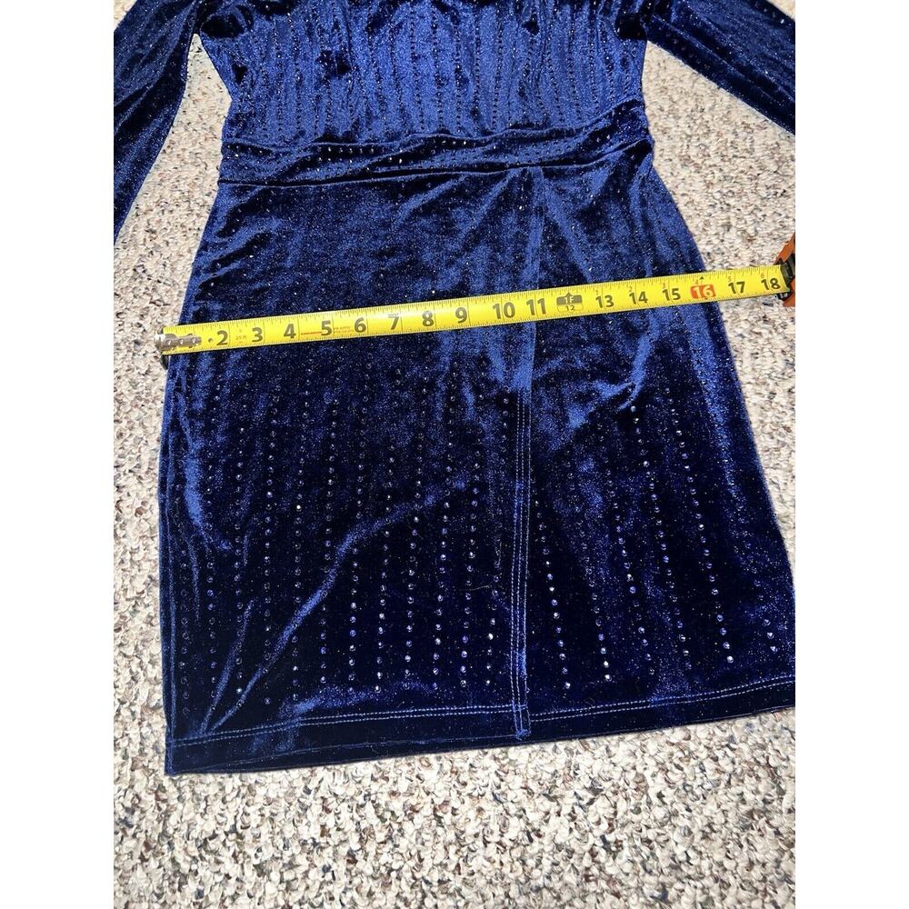Windsor Navy Blue Velvet Dress Size Large New With Tags. - Picture 4 of 5